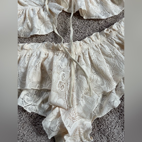 OUT FROM UNDER Amie Lace Ruffle Shortie and Bralette Set In Ivory - Picture 7 of 9